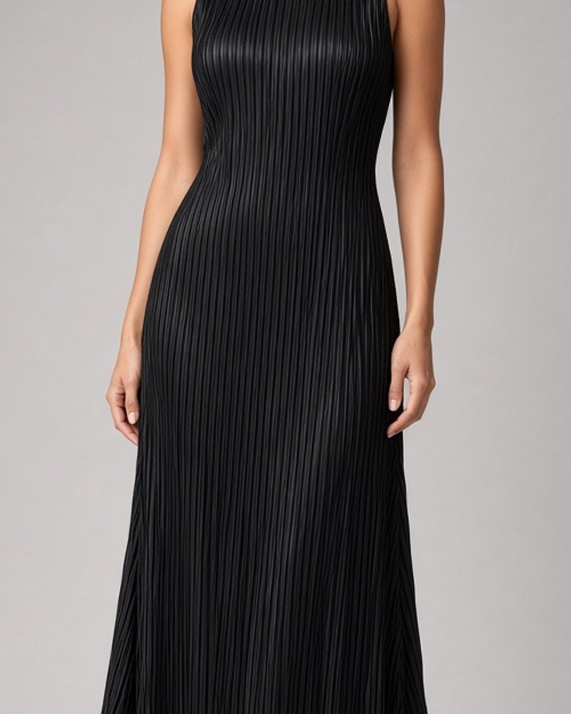 Isolde Plissé Midi by Isolde Form Plissé midi in Black, available to rent